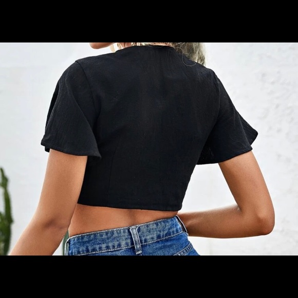 Front tie top - Picture 3 of 3